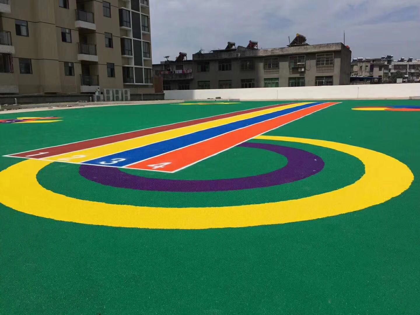 不止硅PU球場(chǎng)材料，告訴你塑膠跑道材料發(fā)軟的原因